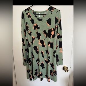 Women top very cute for fall
